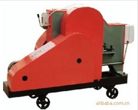 點(diǎn)擊查看詳細(xì)信息<br>標(biāo)題：180型槽鋼切斷機(jī) 閱讀次數(shù)：1970