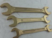 點擊查看詳細信息<br>標題：防爆雙呆扳手 閱讀次數(shù)：258